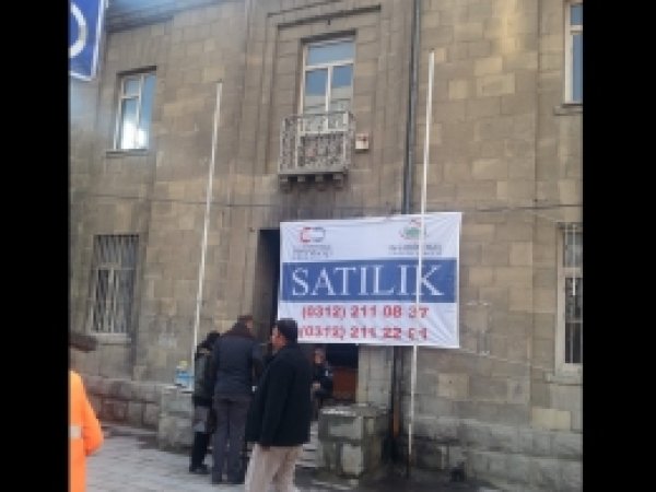 Tarihi tekel binası satışa çıkarıldı