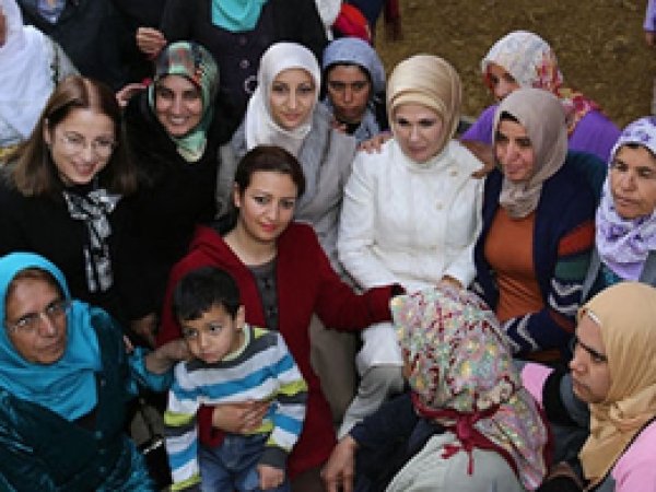 Emine Erdoğan Şanlıurfa'da 