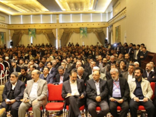 'Devlet, Dindar Muhatab Konusunda İkna Olmuş Değil'