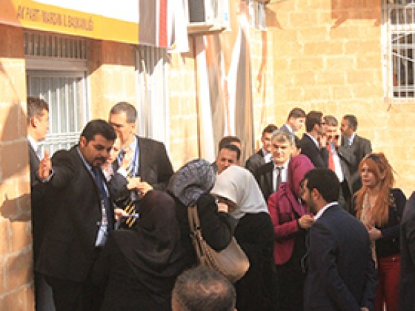 Mardin Müftüsü protokol kapısından alınmadı