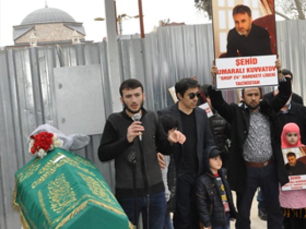 Tacik lider son yolculuğuna uğurlandı