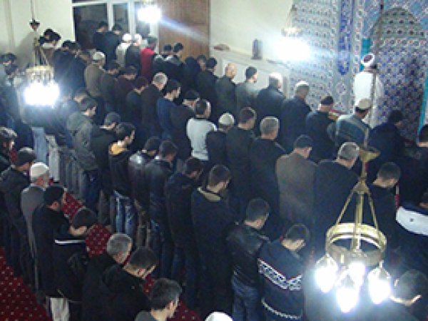 İlim Topluluğu sabah namazında buluştu