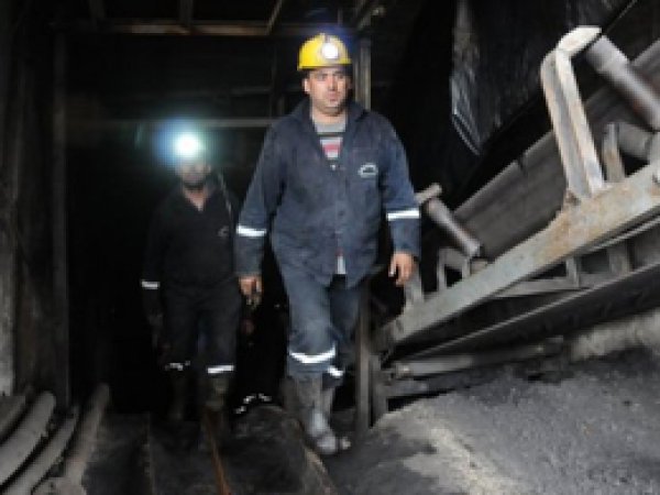 Maden işçileri eylemi sonlandırdı