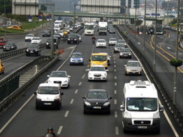 Güvenliği tehlikeye sokan sürücüye 25 gün hapis