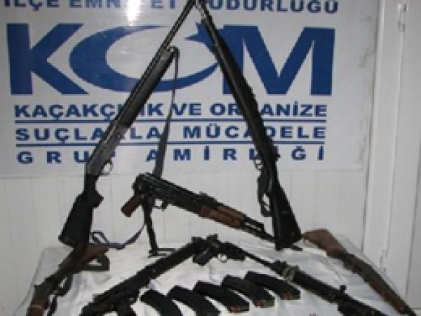 Viranşehir’de kaçak silah ele geçirildi