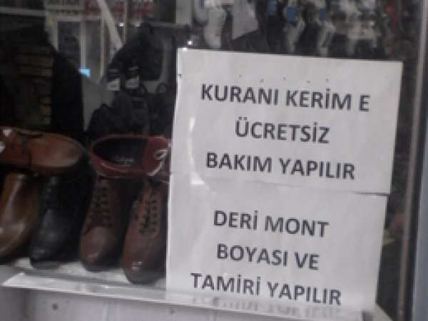 Yıpranan Kur’an-ı Kerim’leri ücretsiz onarıyor