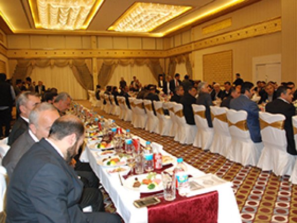 Bakan Eker STK'larla görüştü