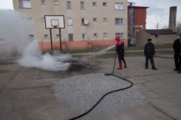 Tatvan İtfaiyesinden yangın tatbikatı