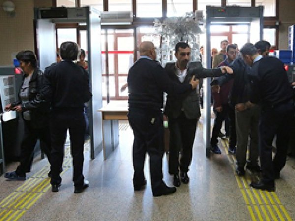 Adliyelerdeki güvenlik önlemleri tartışılıyor