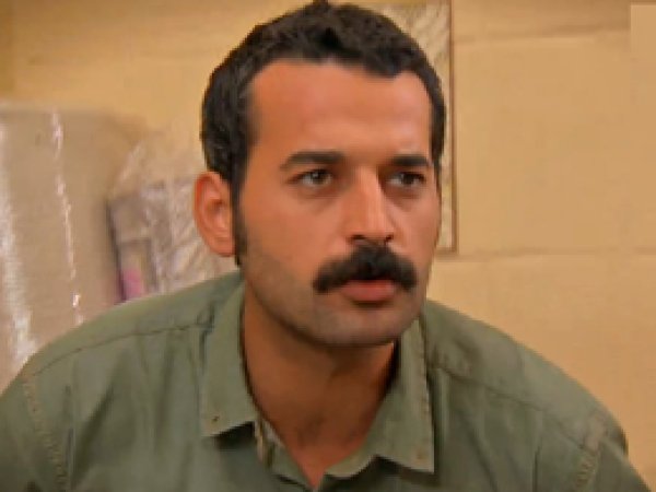 Dizi oyuncusu babasını katletti