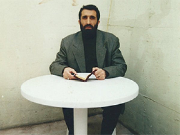 Müslüman mahpusa taziye parası zulmü!