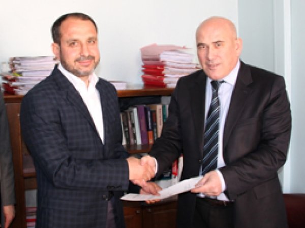 Hür aday Şahin, adaylık başvurusunu yaptı