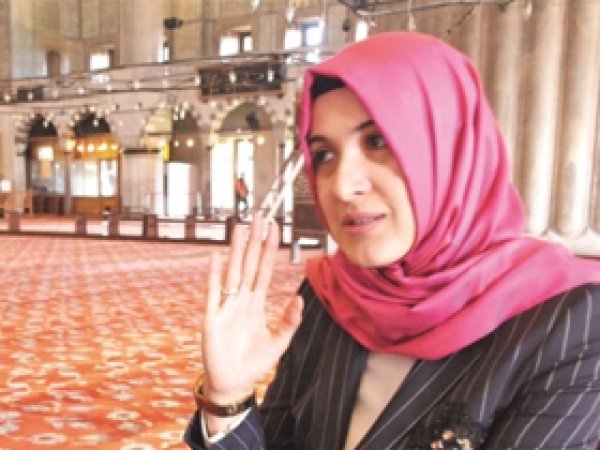 'İslamı anlatacak rehbere ihtiyaç var'