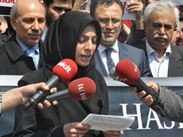 İstanbul'da Kamaruzzaman protestosu