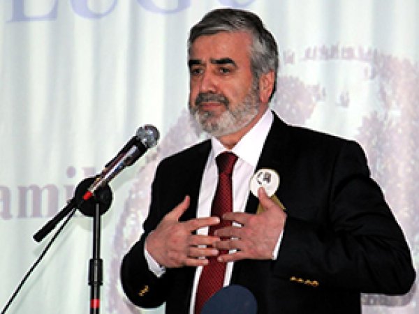 'O (sav), mescidini Hristiyanlara açmıştı'