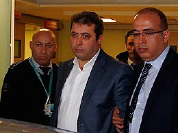 ABD'ye kaçan polis yakalandı