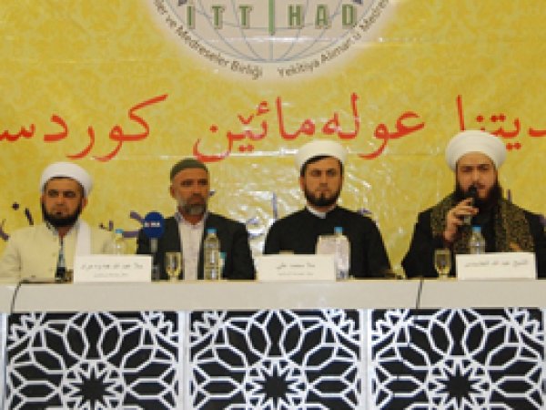 “Âlimler İslam dışı akımlara karşı birlik olmalıdır”