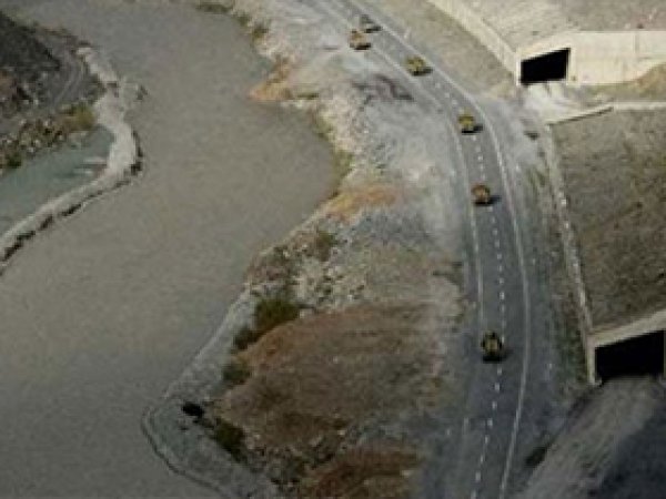 Silvan Barajı'nda patlama: 5 yaralı
