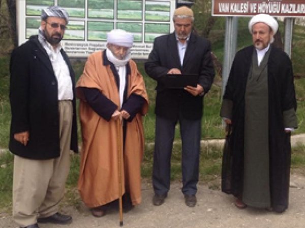 Âlimler Van'ın tarihi yerlerini ziyaret etti