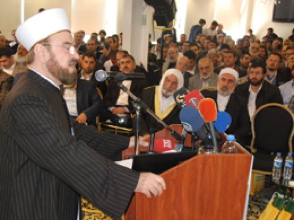 Prof. Karadaği: Kürtler her zaman barıştan yana oldular