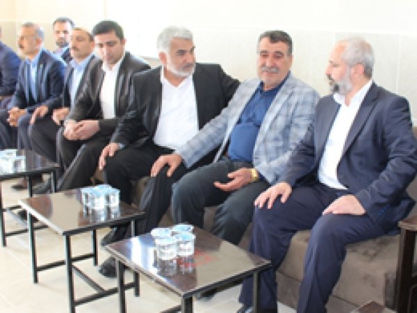 ‘Hür Adaylar’ Nasıroğlu’na taziye ziyaretinde bulundu