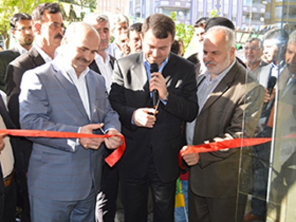 Hür Aday Yavuz seçim bürosu açtı