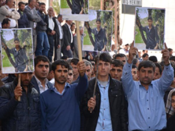 Kozluk halkı kayıp Erkan için sokağa döküldü