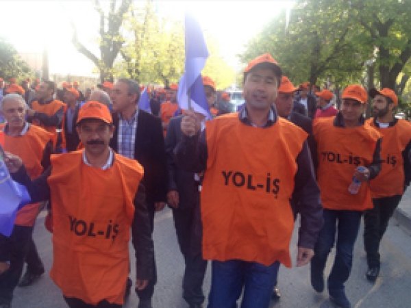 Karayolları işçileri kadrolarına kavuştu