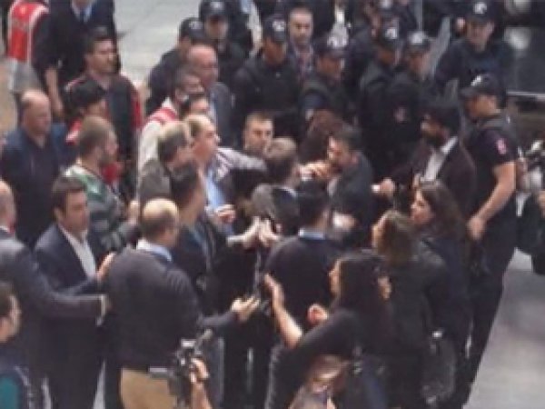 Çağlayan Adliyesinde Avukatlara müdahale