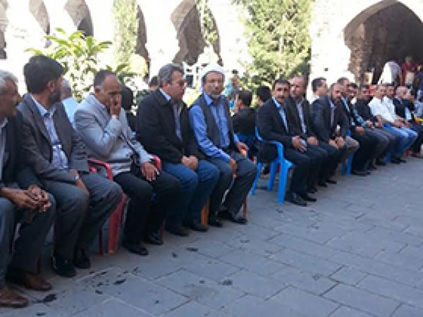 Şehzade Demir'den taziye ziyareti