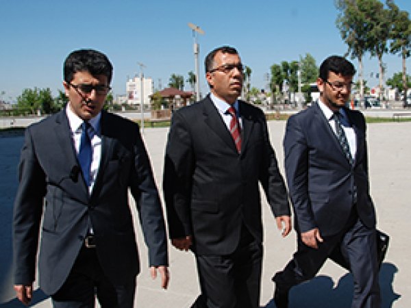 MİT TIR'larını durduran Albay teslim oldu