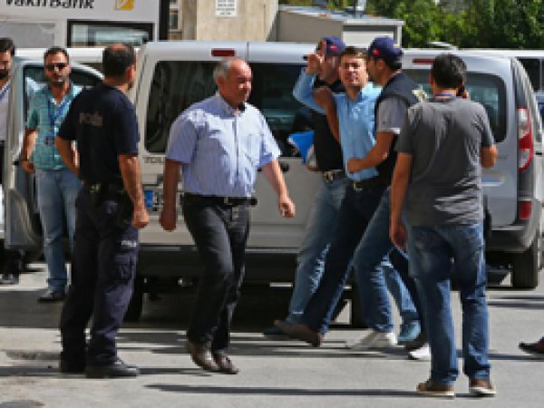 Paralel Yapı gözaltılarından 5 tutuklanma