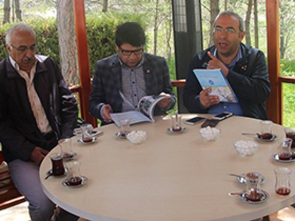 Van Belediyesi YYÜ'nün arsasına el koydu