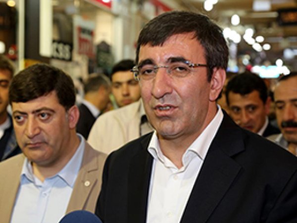 Bakan Yılmaz, Evren'e rahmet diledi