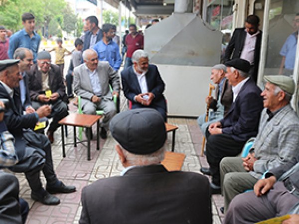 Yapıcıoğlu Çınar'da esnafı ziyaret etti