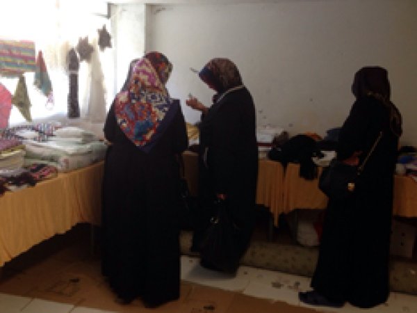 İtalya'nın Como kentinde Cami yararına kermes