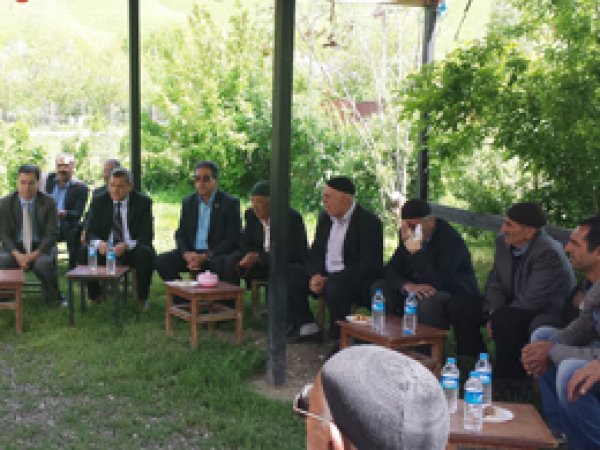 Bingöllü çiftçiler bilgilendiriliyor