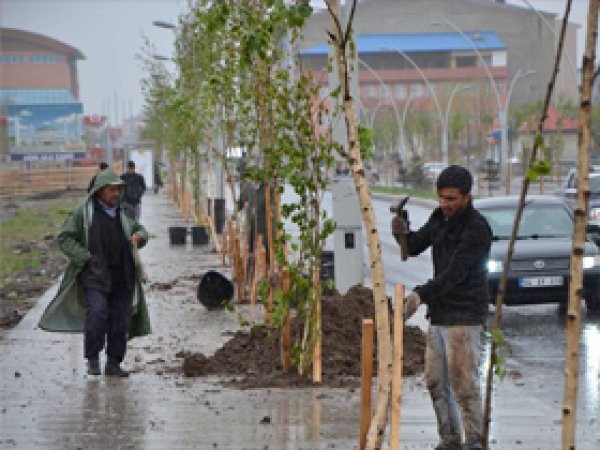 Ağrılılar HDP'li Belediyeden memnun değil