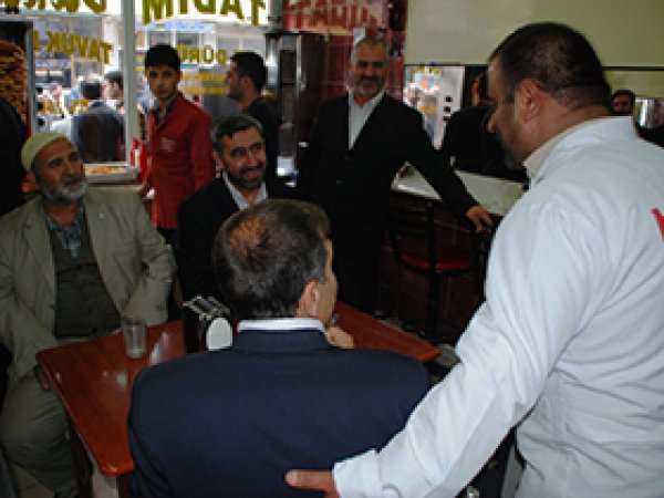 Karakaya, Bitlis esnafından destek istedi