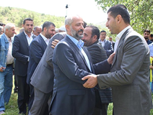 Habizbini köylerinden Aydın Gök'e destek