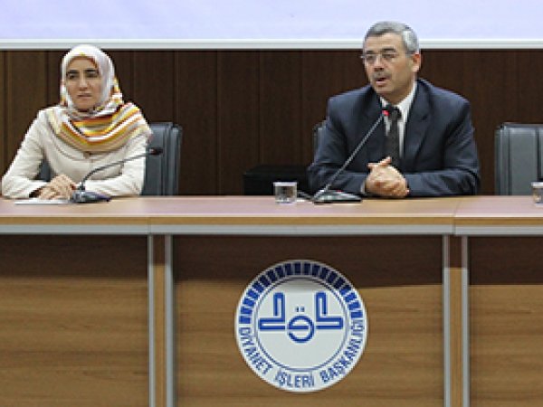 Mardin'de 'Bir Yetime Aile Olmak' paneli