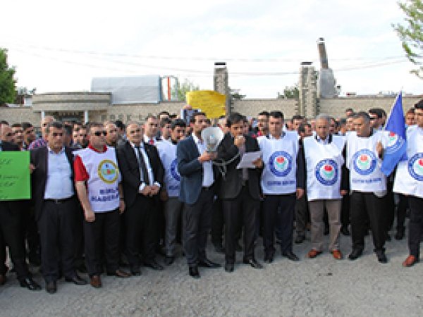 Muş Eğitim Bir-Sen idam kararlarını kınadı