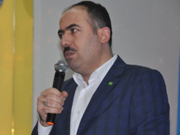‘Cuntaya direnen Mursi ve arkadaşlarını selamlıyoruz’