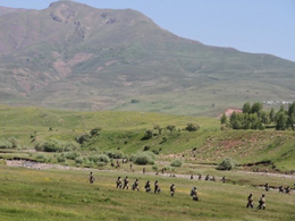 Silopi'de 5 PKK'ci teslim oldu