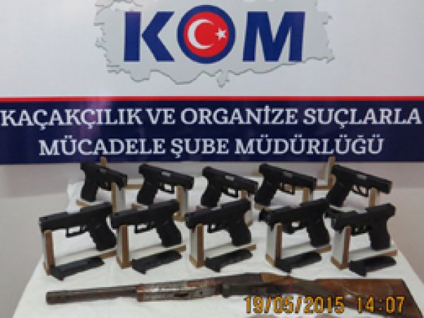 Diyarbakır’da silah kaçakçılarına baskın