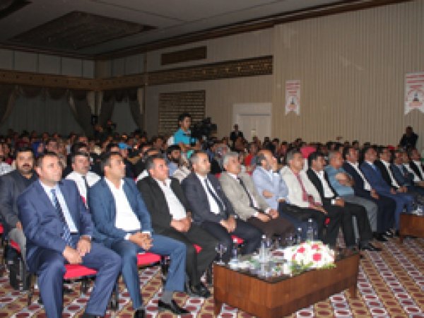 “Ağıt seslerinin olduğu bir ülke istemiyoruz”