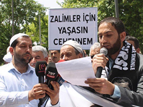 Sisi Cuntası Urfa'da lanetlendi