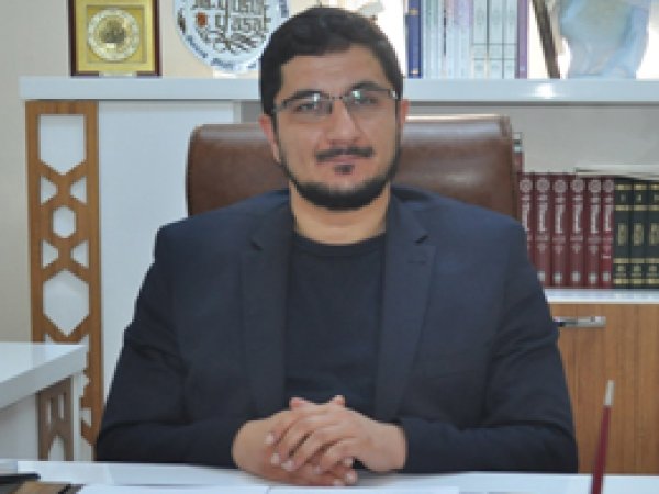 'Namazı Allah’ın emri olduğunu bilerek ikame etmeliyiz'