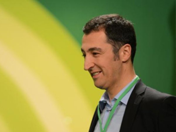 Alman Yeşiller'e HDP suçlaması