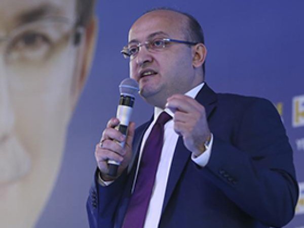 Akdoğan: HDP'lilerin saldırısını lanetliyorum